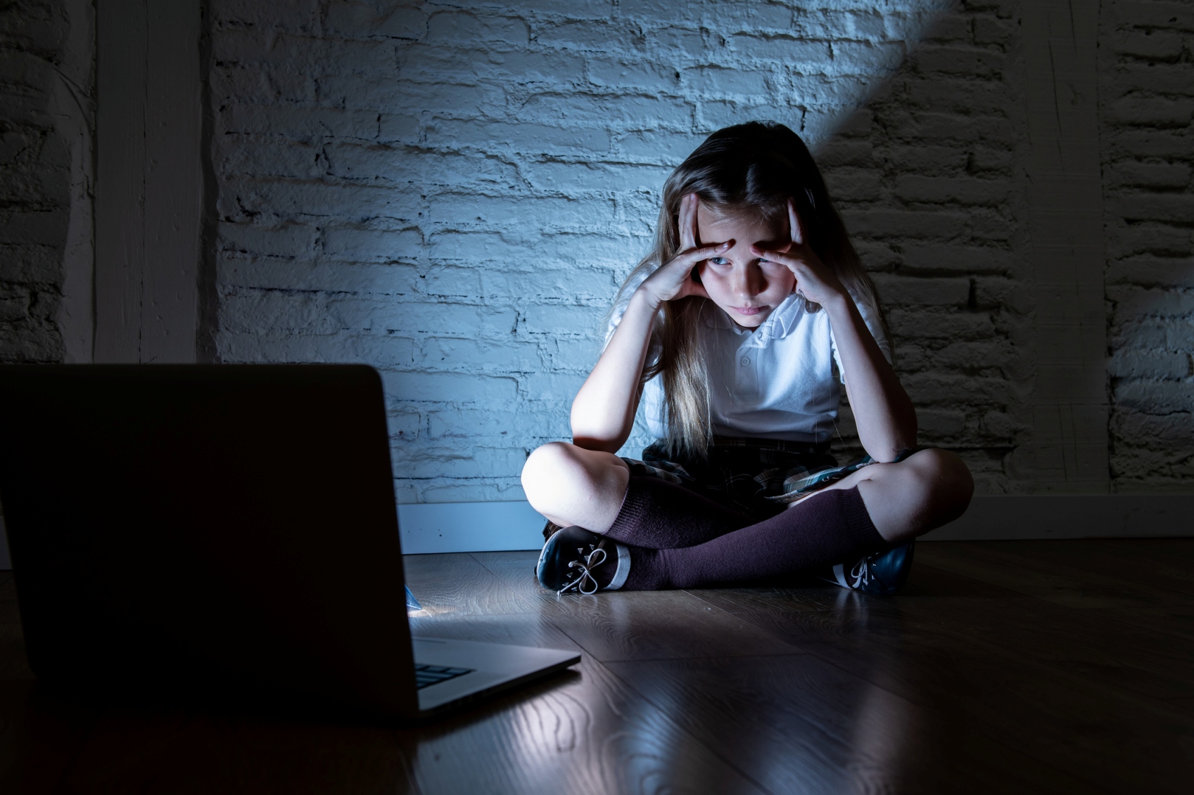 Zbulohen 42 624 materiale abuzimi me fëmijë në një faqe interneti shqiptare