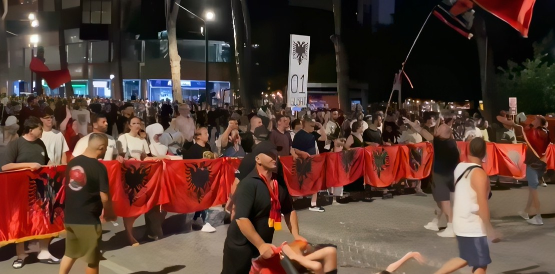 62 ditë rezistencë, qytetarët nisin marshimin