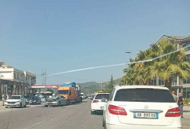Aksident në Bradashesh  përfshihen katër automjete