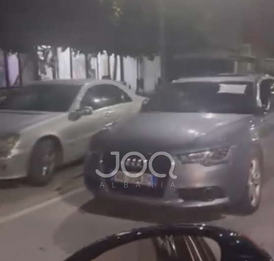 Biznesi i makinave ka bllokuar prej 5 muajsh parkimet publike  Bashkia Lezhë nuk reagon