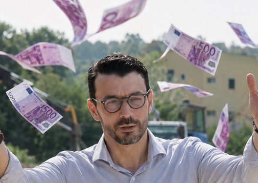 Lushnje: Dyshime mbi tenderin 6.1 milionë euro të dhënë nga vartësit e Enea Karakaçit