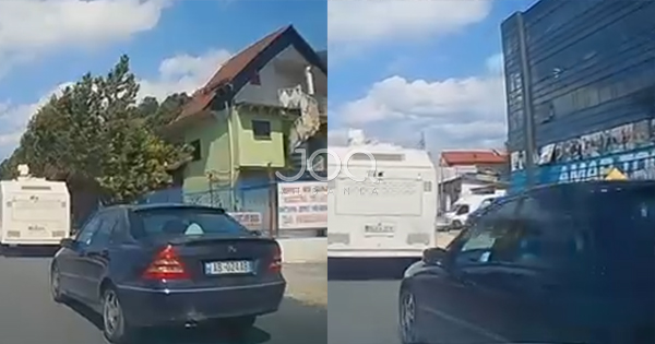 Manovra të rrezikshme në Vaqarr  Kush ka të drejtë këtu 