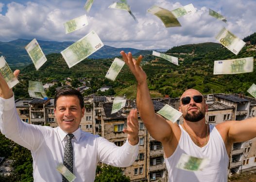 Tiku i Poliçanit i jep 1 milionë euro Renido Petritajt, tender i dyshimtë me 96% të fondit limit