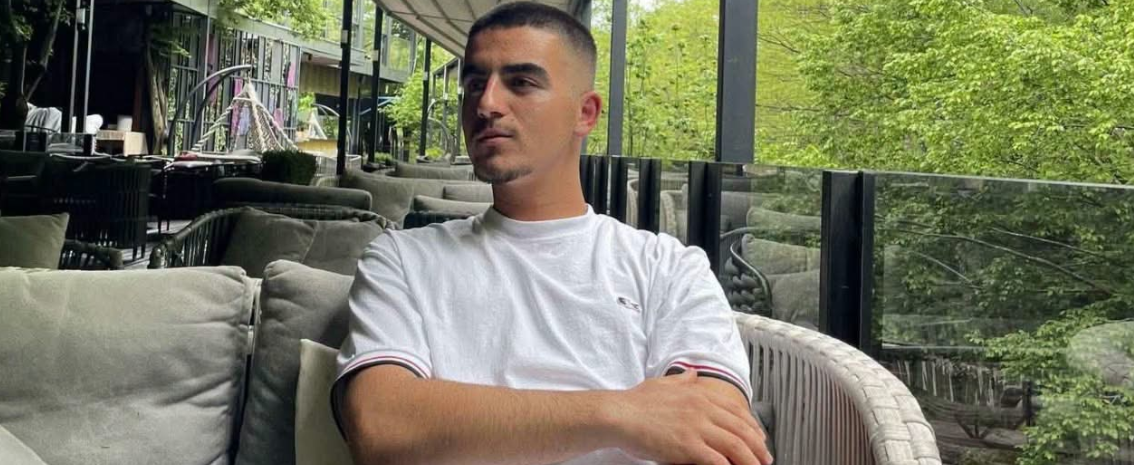 Ky është 19 vjeçari që humbi jetën sot pas një aksidenti me motorr