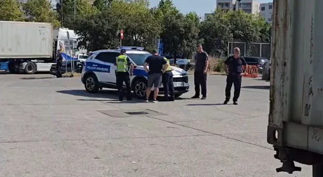 Aksident tragjik në Portin e Durrësit, humb jetën 62-vjeçari nga Kosova