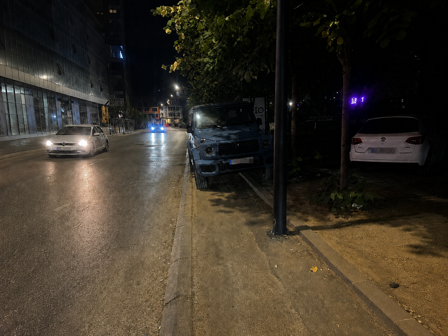 “A do ta bënin këtë atje ku jetojnë?” – Ankesa për parkimet e mërgimtarëve në Prishtinë