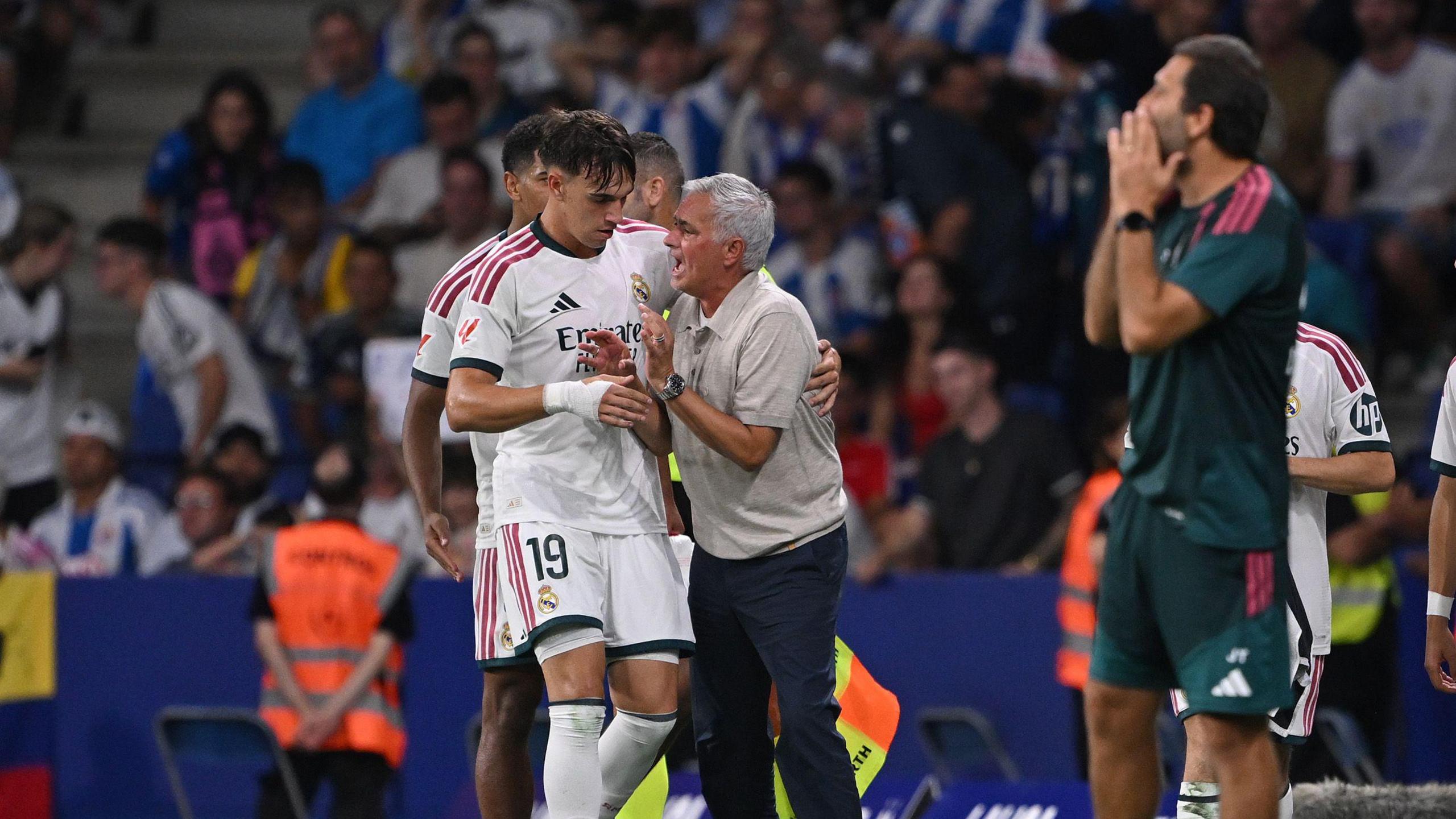 Mourinho e nis me fitore rikthimin te Real Madrid