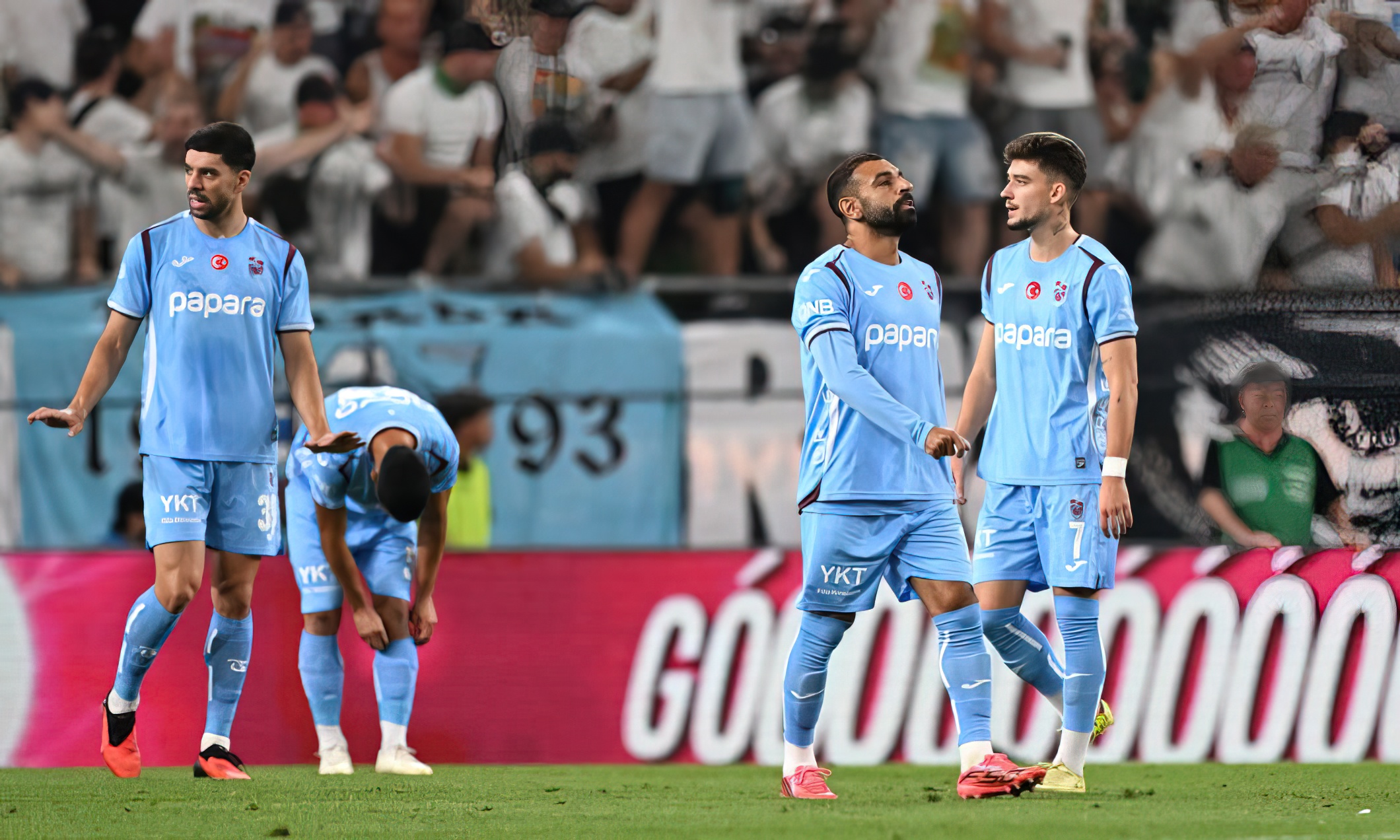 Trabzonspori jasht Europa League: Muçi e Salah dëshmitarë të natës së ferrit, dorëhiqet trajneri