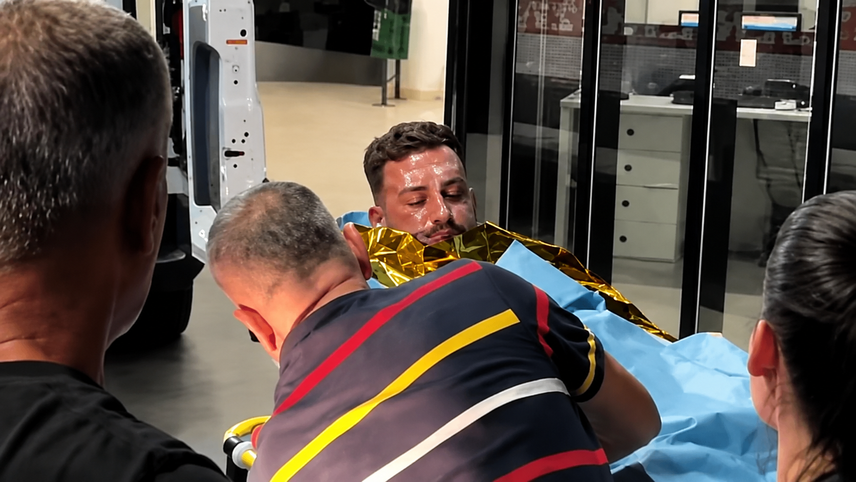 Shpërthimi i skafit në Porto Palermo, një prej të plagosurve: Mori flakë nga benzina që ishte derdhur!
