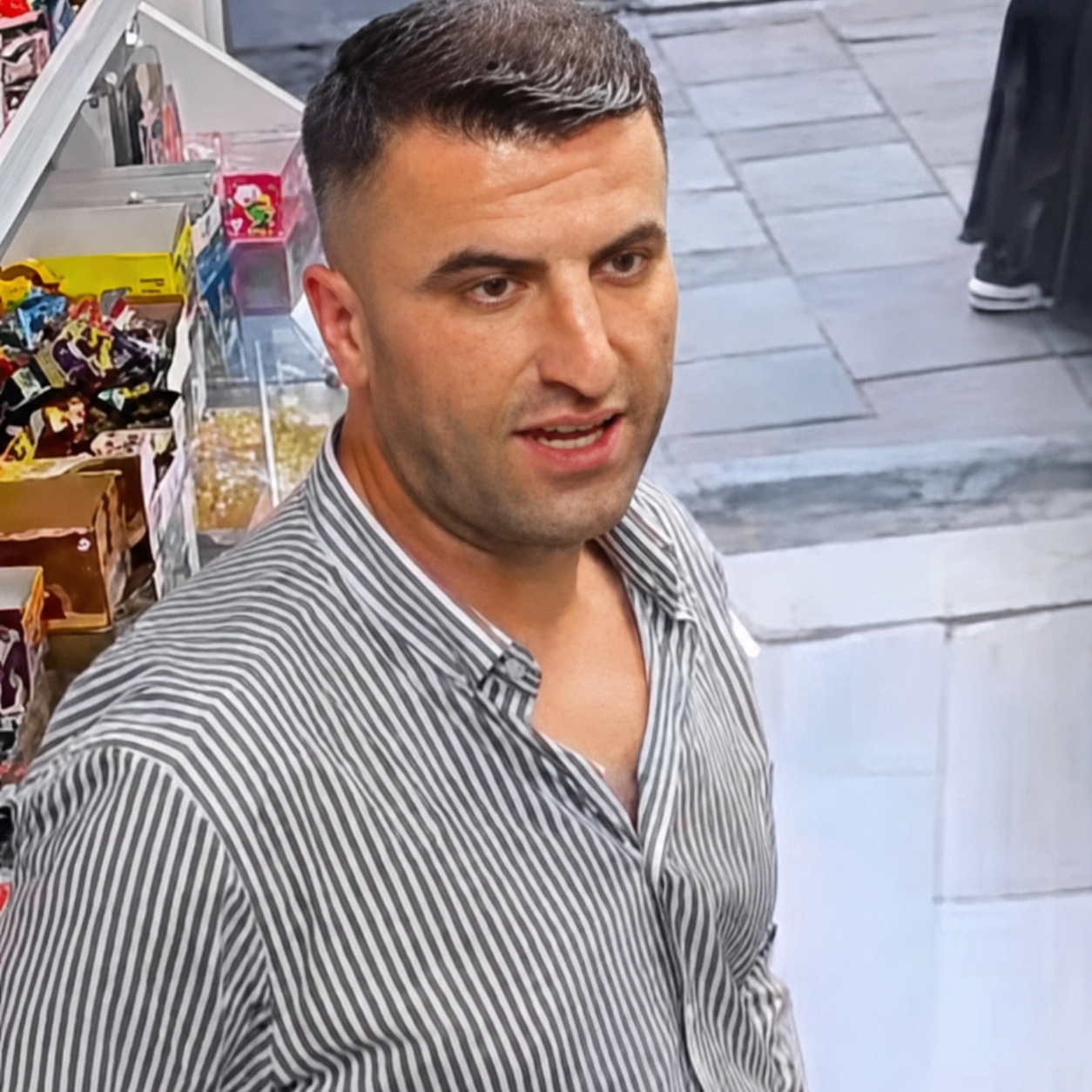 “Mashtruesi serial” në Tiranë? Dalin raste të reja, personi identifikohet si Gentian Bufazi