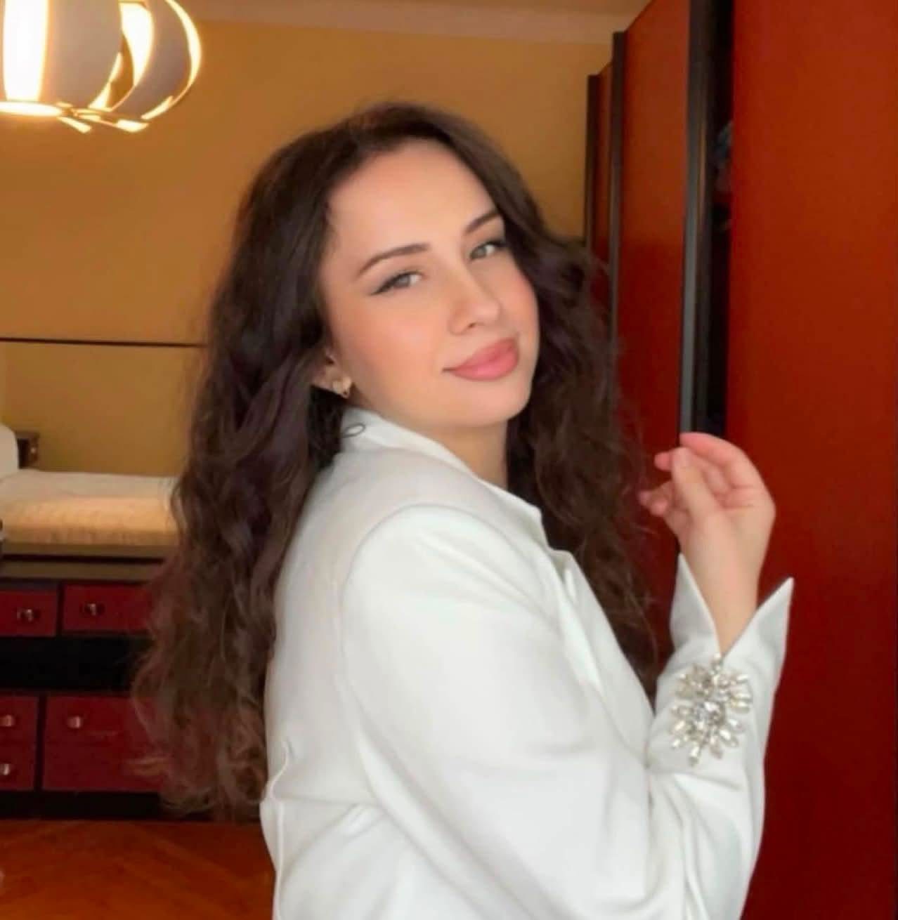 Shqiptari vret gruan shtatzënë në dhomën e gjumit, vetë plagoset rëndë