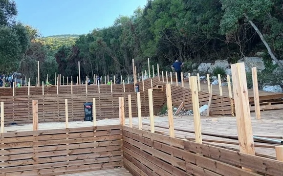 Karaburuni i zaptuar nga gllabëruesit  Neri dhe Afro i IKMT shkulin dy dërrasa fund sezoni