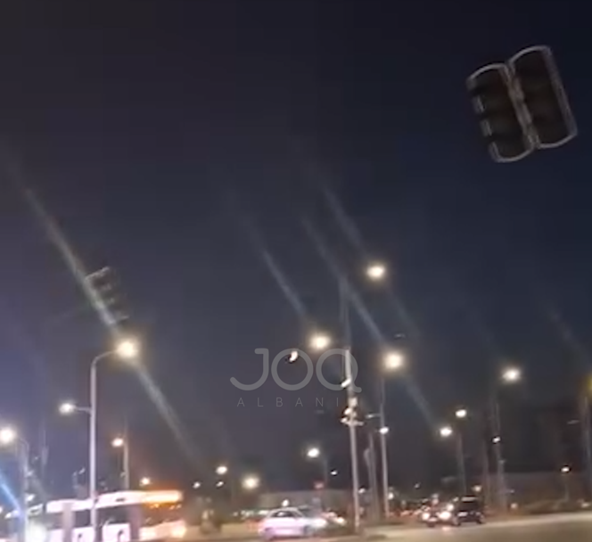 “Duhet të ndodhë ndonjë tragjedi që të rregullohen semaforët tek ish-Shqiponja?”