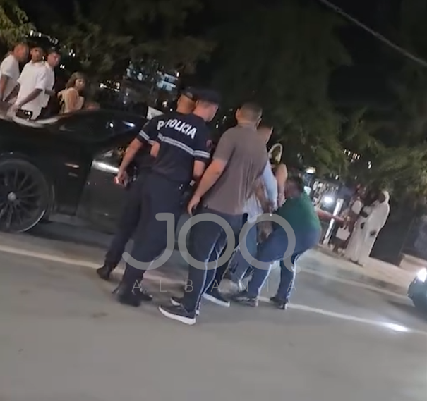  Xhiroi gomat para policisë  por e pësoi keq 