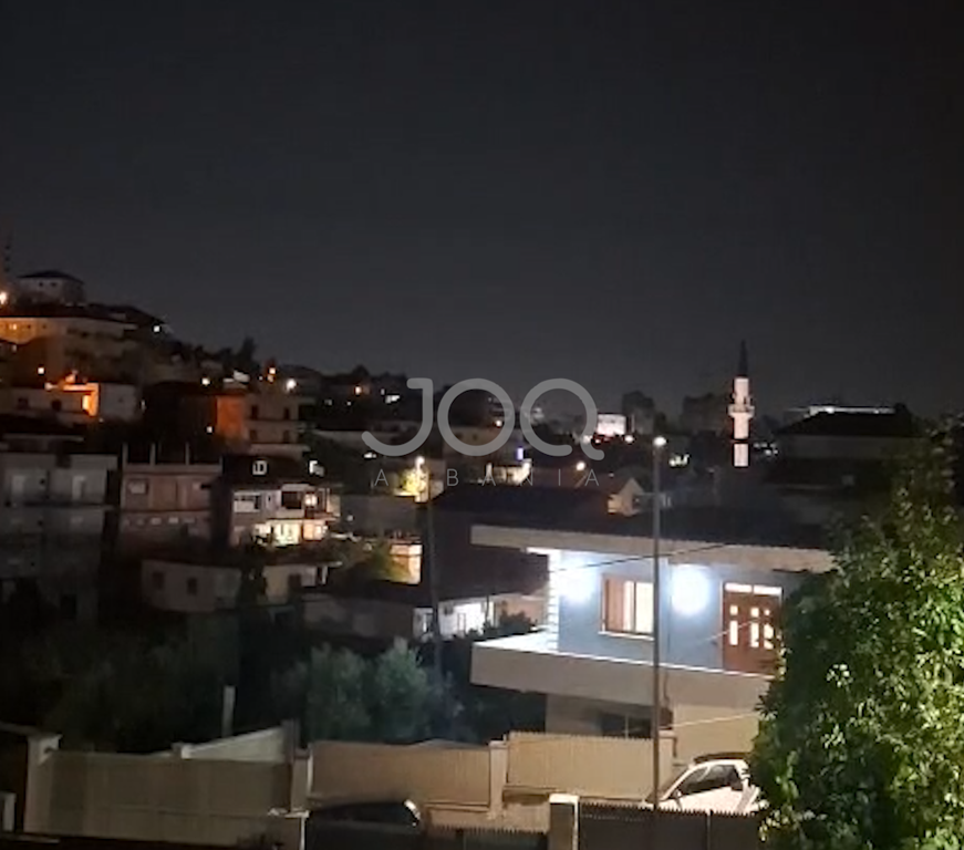 “Mbaron një dasmë, nis tjetra: S’vëmë dot fëmijët në gjumë, në punë të trullosur”