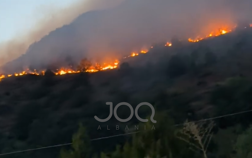 Përkeqësohet situata në Bulqizë  banorët  Zjarri po iu afrohet banesave