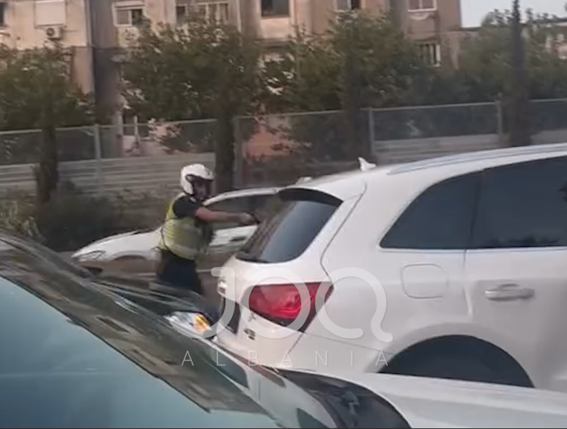 S’iu bind urdhrit të policisë, arrestohet pas ndjekjes: Kamioni  i bllokoi rrugën
