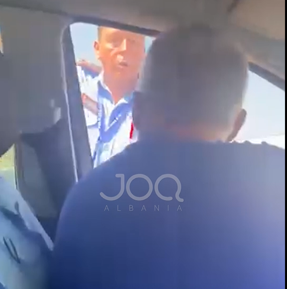 “Polici në doganën e Qafë-Botës s’më la të kaloja, më mori çelësat e makinës”