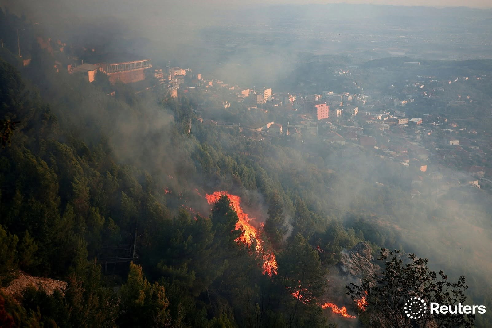 Shuhen “flakët e ferrit” në Krujë, dështimi i shtetit dhe rreziku që iu kanos banorëve