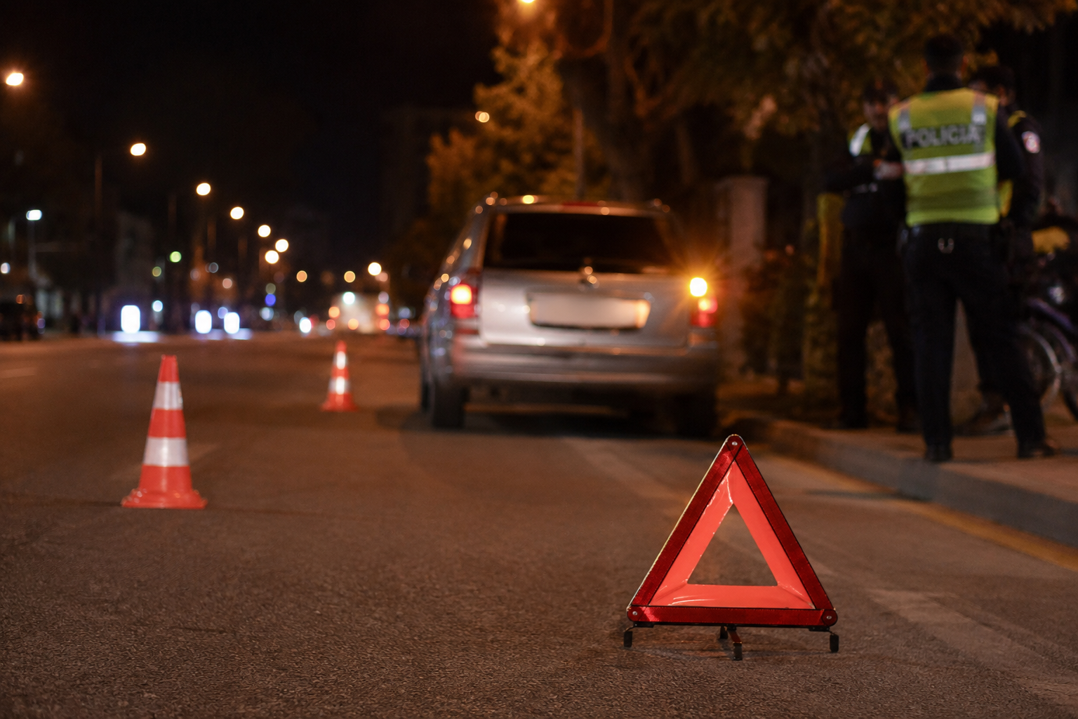 Aksident fatal në Tiranë, 23-vjeçari përplas për vdekje këmbësoren