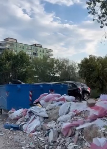 Mbeturinat prej muajsh përballë Delijorgjit, vatër infeksioni
