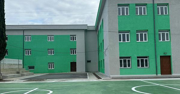 Rindërtuan shkollën pa leje ndërtimi, APP përjashton me 1 vit nga tenderat firmën “Asi-2A Co”