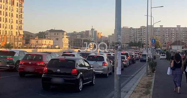  Si në Kabul   Trafik i rënduar në hyrje të Astirit