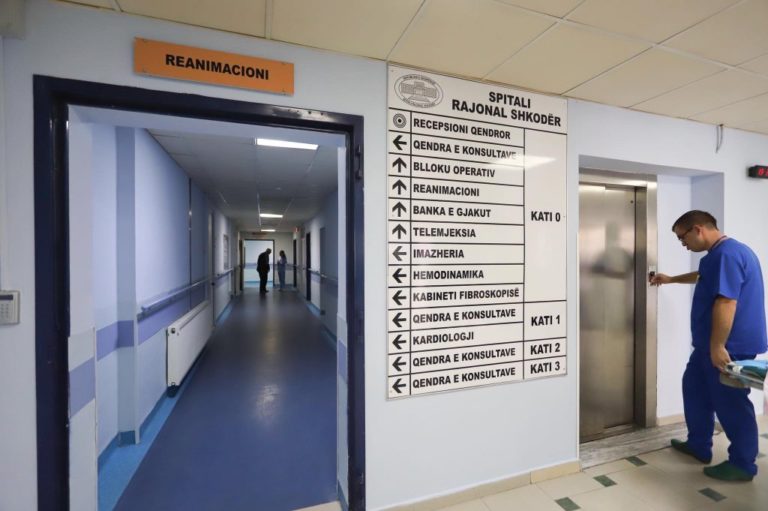 Shkodër: Humb jetën në spital 49-vjeçarja, dyshohet nga mbidoza e medikamenteve