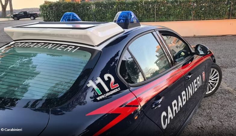 “Lufta” për një vajzë përfundon te thika, shqiptari tenton të vr*së marokenin