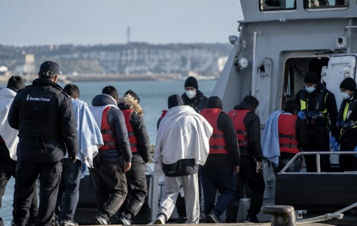 Emigrantët e kthyer nga Britania zhduken në Francë