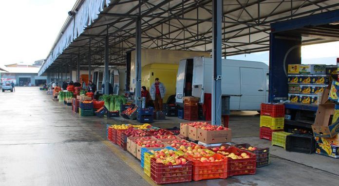 Shqipëria kalon Europën te çmimet e ushqimeve, por mbetet pas në fuqinë blerëse