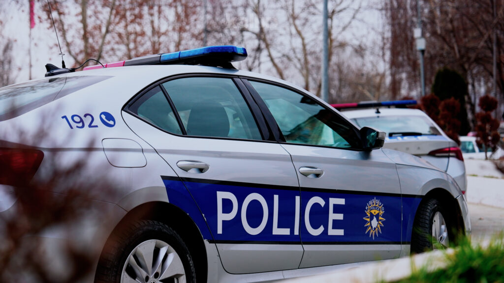 Tragjedi në Veternik/ 17-vjeçari humb jetën pasi goditet nga një veturë