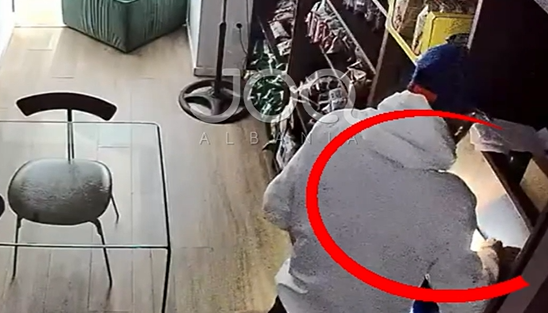 “Më vodhi rreth 500 mijë lekë”/ “Kush e njeh këtë person?”