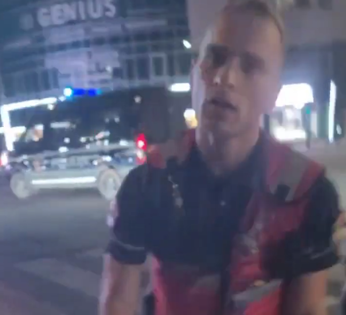 “Do heq uniformën dhe do merrem personalisht me ty”, polici i bën të fortin qytetarit