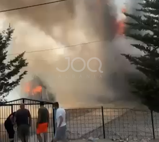 Përfshihet nga flakët shkolla 9-vjeçare në Qinam: Godina u dogj plotësisht!