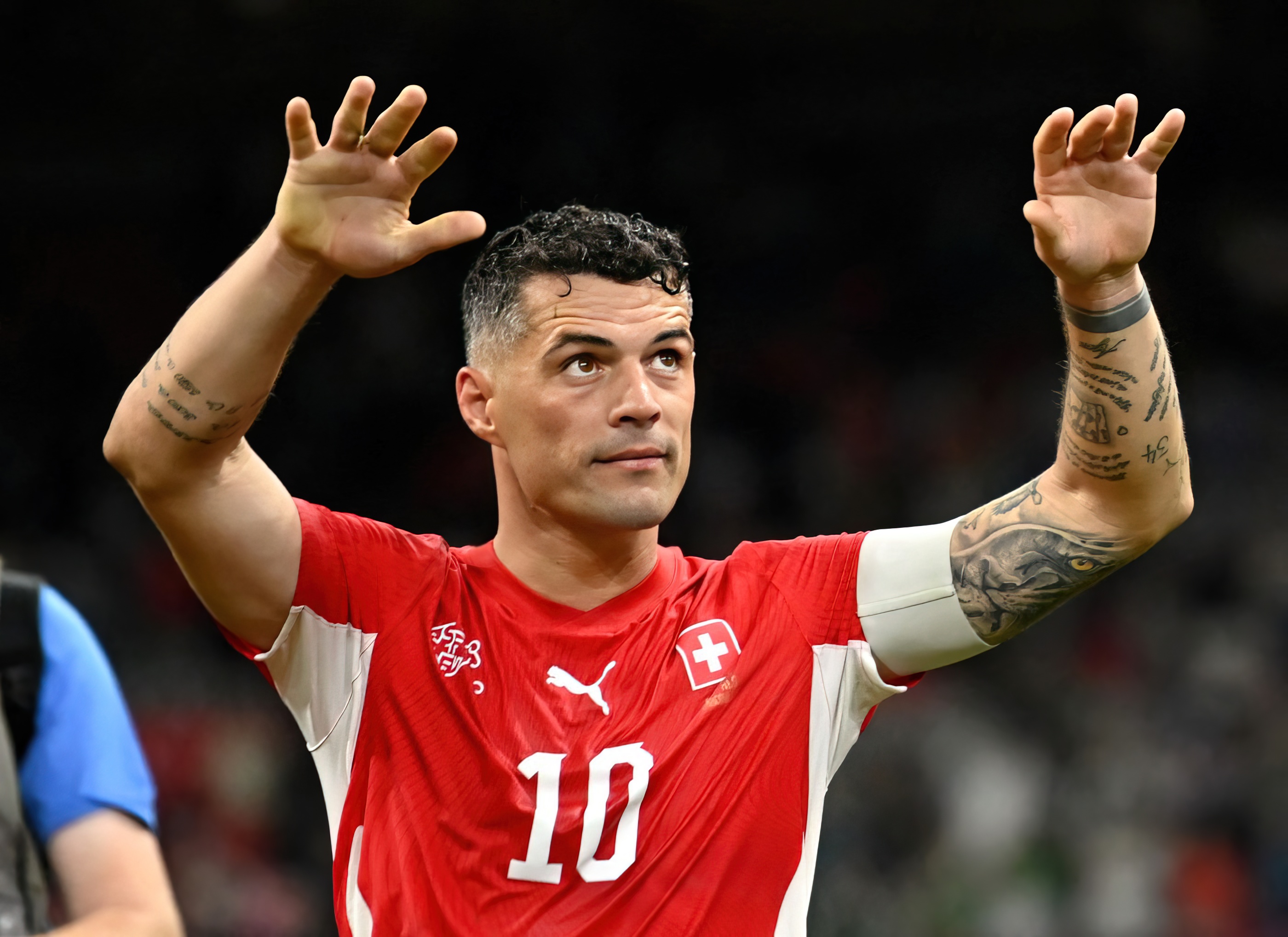 Granit Xhaka pezullohet nga kombëtarja e Zvicrës