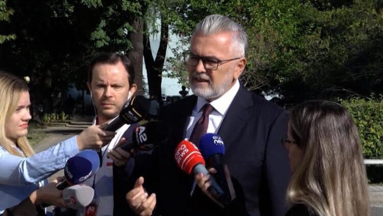 Sekretet e shtetit sheshit  ministri i Drejtësisë  Përgjegjësi jopolitike