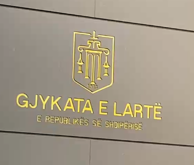 Protestuesit mblidhen para Gjykatës së Lartë  Lëreni Veliajn në qeli