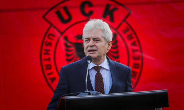 Ahmeti kërkon referendum në Kosovë: Populli të vendosë për verdiktin e Speciales!