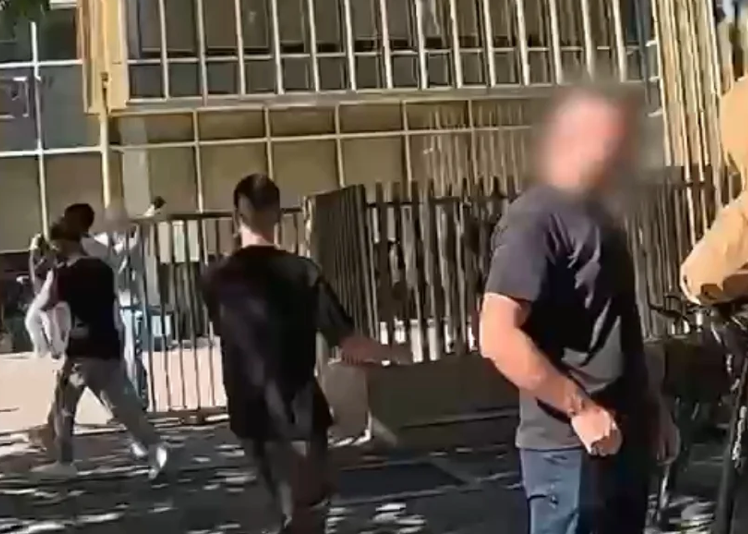 Shisnin drogë në shkolla  38 të prangosur  mes tyre ish polici