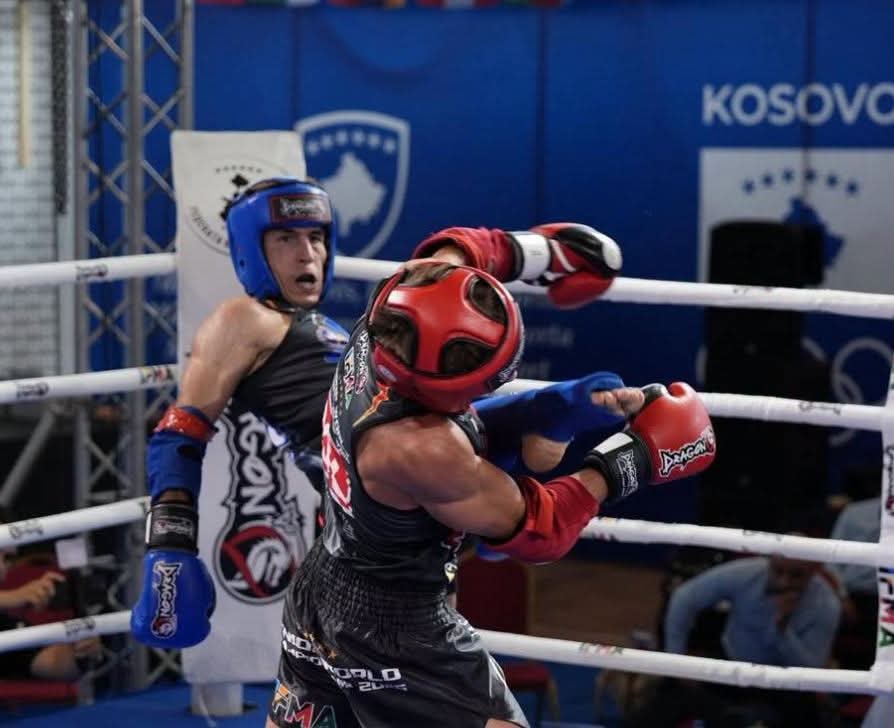 E ÇOI KOSOVËN NË MAJË TË BOTËS! Sayed Mosawi shpallet kampion bote