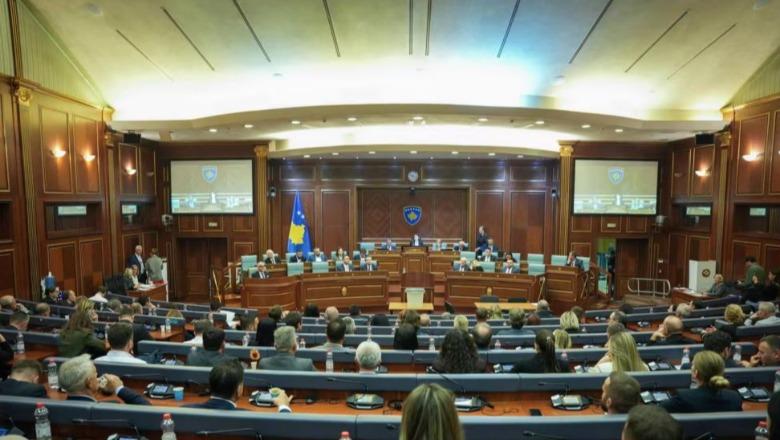 u-ekzekutua-disa-ore-pasi-kerkoi-ndihme-ne-polici-kuvendi-i-kosoves-miraton-rezolute-per-hetimin-e-vrasjes-se-arlinda-zekajt