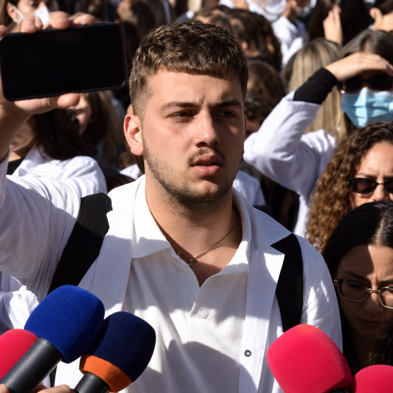 Studenti i përgjigjet Ramës pasi e akuzoi për narkotikë: Jam ekselent në Mjekësi, çfarë legjendash shpik?