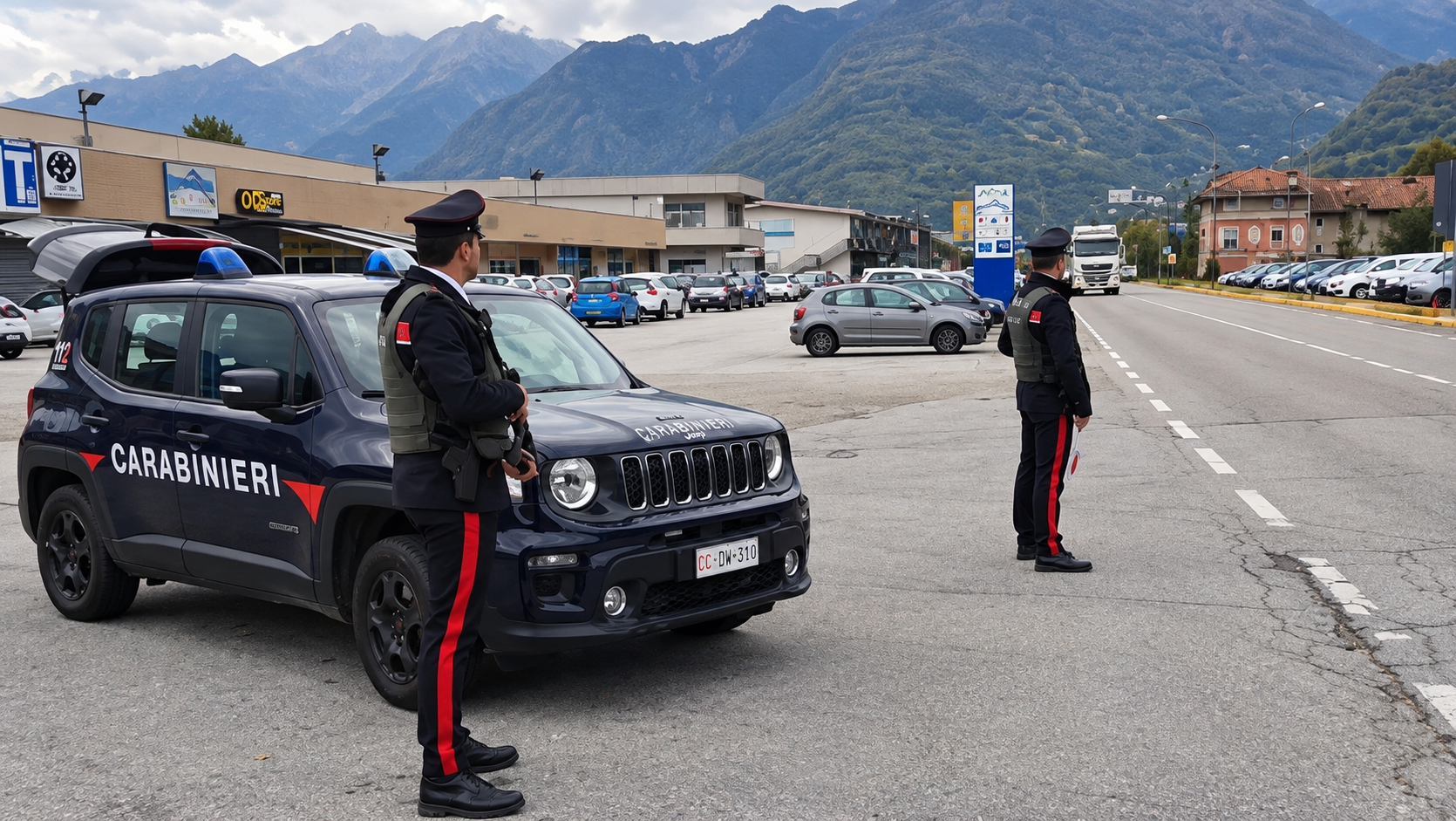 Shqiptari dhe italiani hiqen si policë  mashtrojnë një person