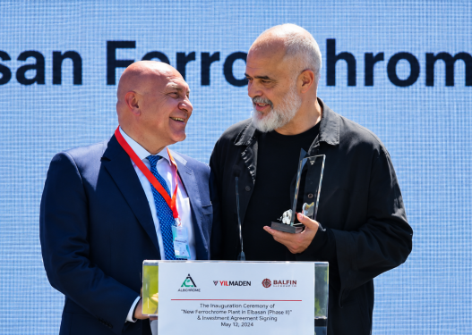 Mbi 300 ton mbetje toksike të Albchrome në qiell të hapur, alarm për Elbasanin