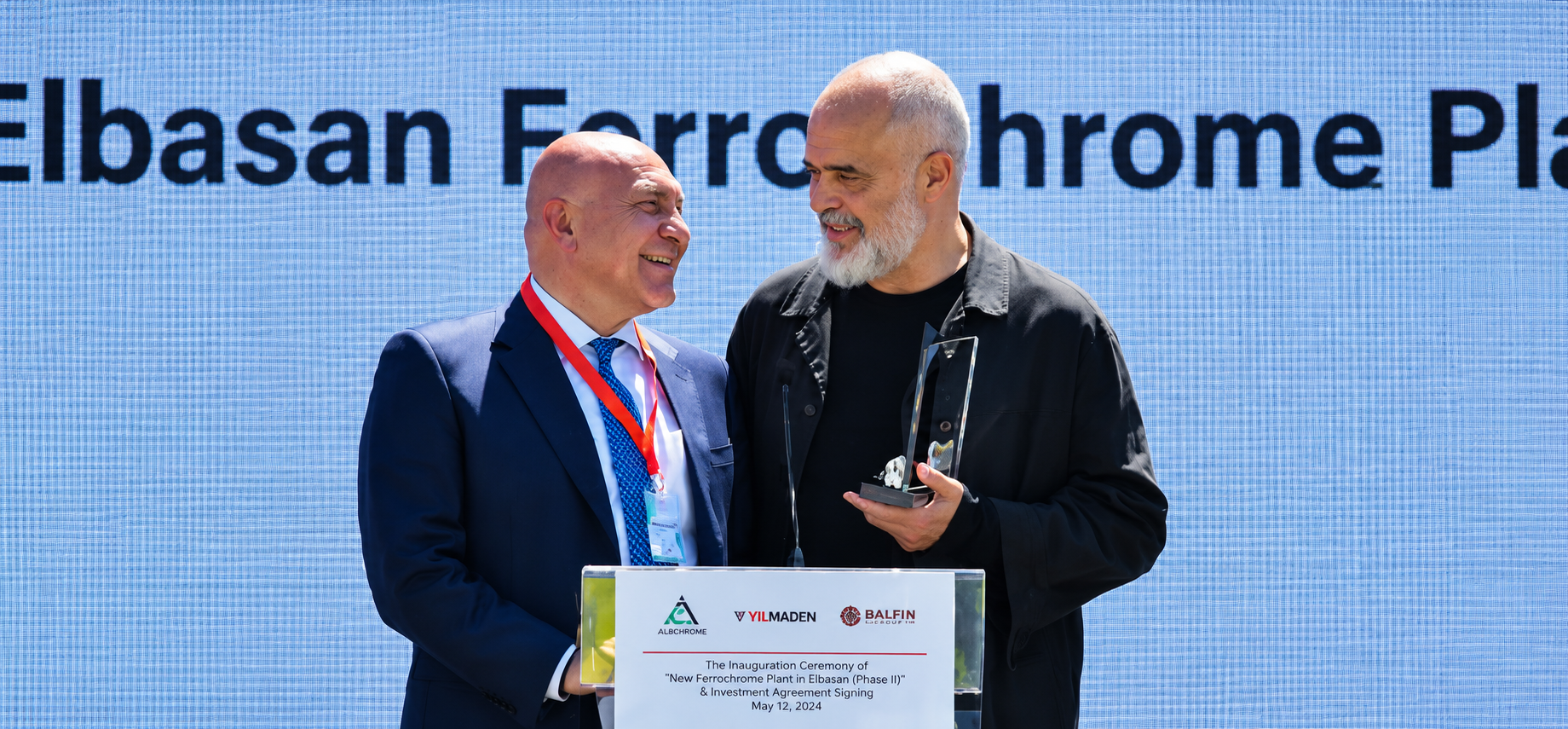 Mbi 300 ton mbetje toksike të Albchrome në qiell të hapur  alarm për Elbasanin