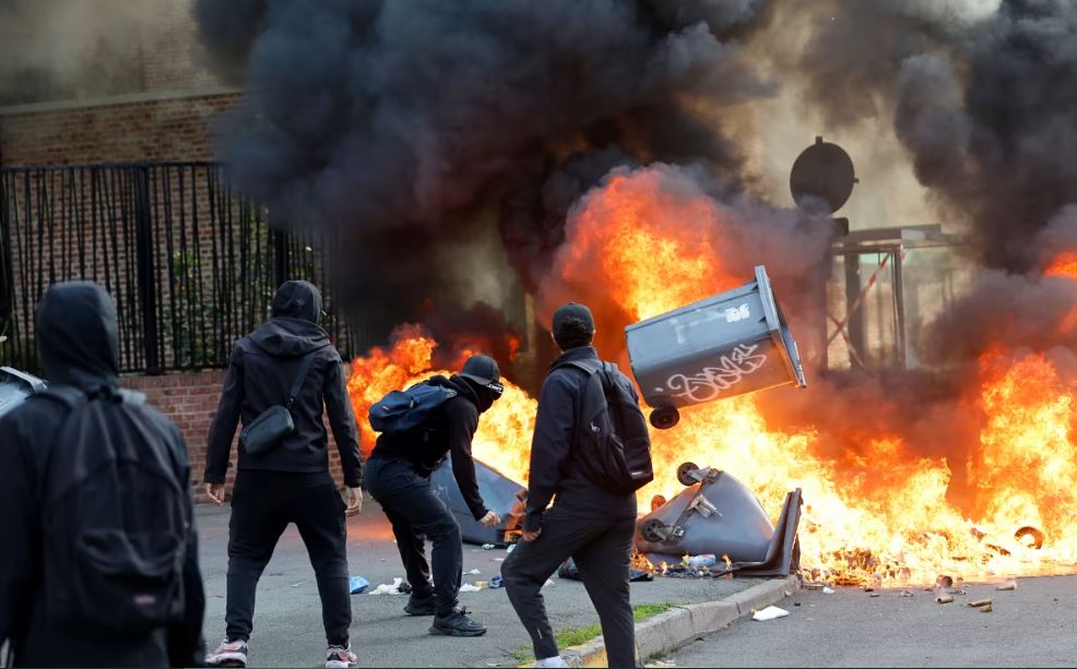 6 tetori vendimtar për Francën, protestat në arsim vënë në provë qeverinë