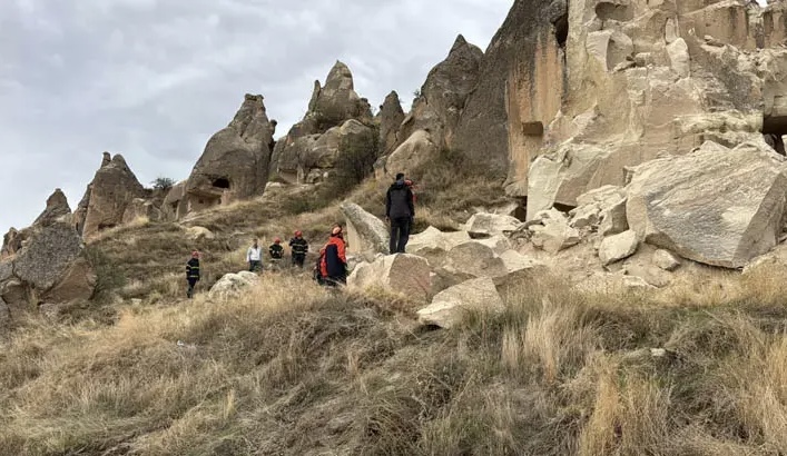 Shembet një formacion shkëmbor në Kapadokia, 2 të vdekur dhe 5 të plagosur