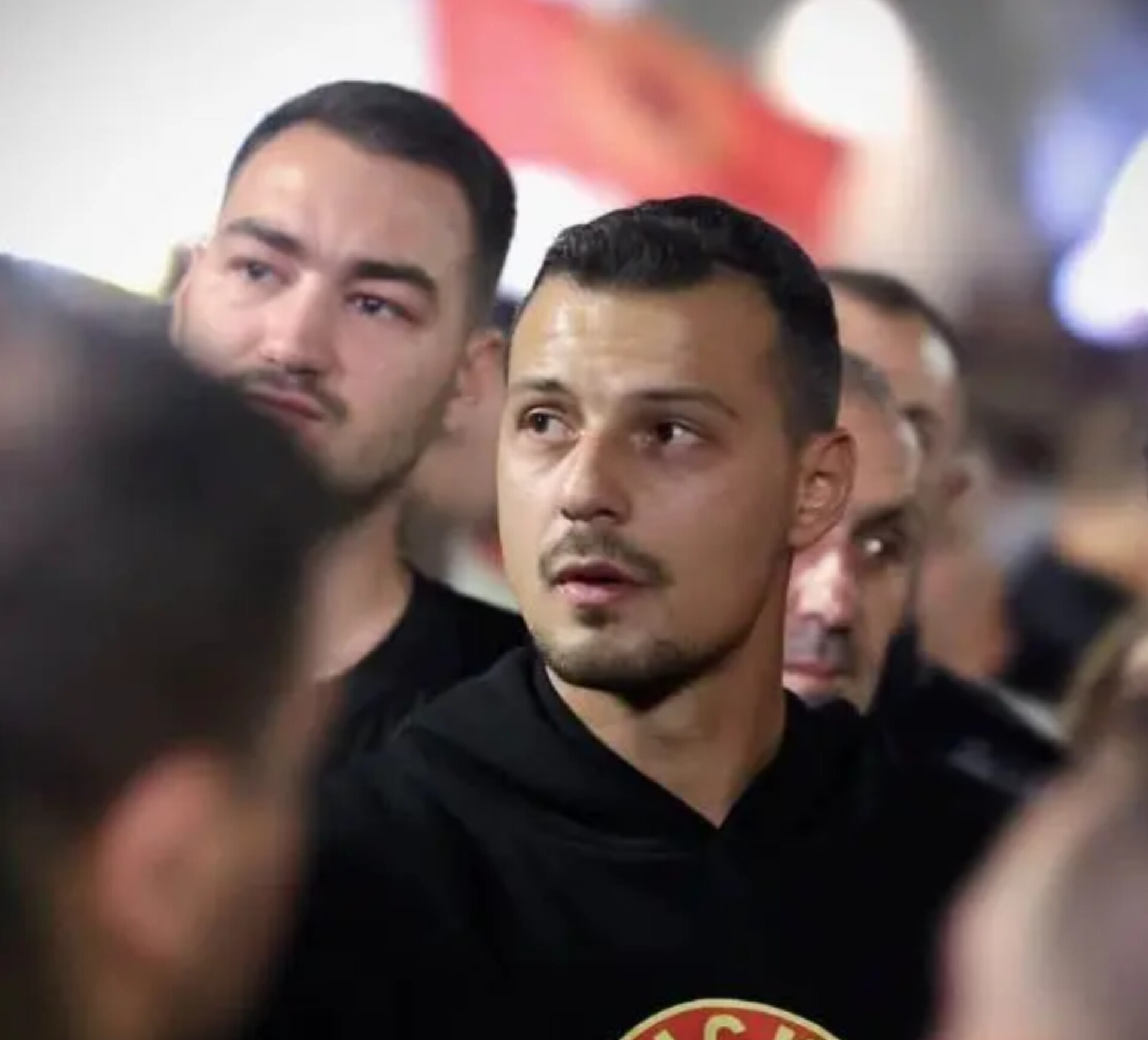 Endrit Thaçi shpërthen pas përplasjeve në Prishtinë: Qeveria goditi veteranë e fëmijë dëshmorësh, pabesi që s’harrohet