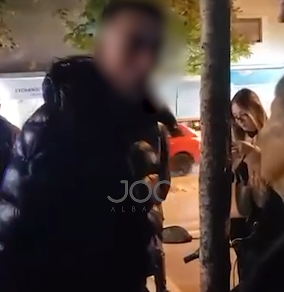 “Mezi merrja frymën, na rrahën persona të maskuar”, i mituri denoncon dhunën brenda komisarit të Durrësit